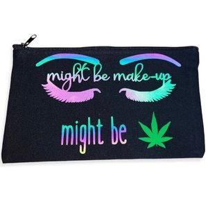 might be makeup, might be 🍃 stash/makeup bag